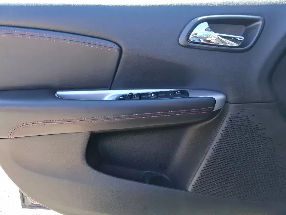 2018 Dodge Journey GT (3C4PDCEGXJT) with an Pentastar 3.6L V-6 DOHC engine, 6A transmission, located at 1951 S Dayton Lakeview Rd., New Carlisle, OH, 45344, (937) 908-9800, 39.890999, -84.050255 - Load up the family, point the hood toward I70, and make every errand or weekend getaway feel easier in this 2018 Dodge Journey GT-an SUV built for real life in and around New Carlisle. Whether you're juggling school drop-offs, commuting toward Dayton, or planning a road trip to Buck Creek State Park - Photo#18