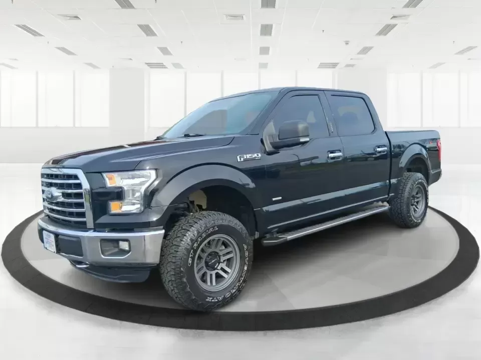 2016 Ford F-150 XLT (1FTEW1EG3GF) with an 3.5L V6 TURBO engine, 6A transmission, located at 1951 S Dayton Lakeview Rd., New Carlisle, OH, 45344, (937) 908-9800, 39.890999, -84.050255 - Need a truck that can handle Ohio workweeks and still be ready for a weekend run to Buck Creek State Park or a tailgate near Wright State? This 2016 Ford F-150 XLT Crew Cab is built for real life-hauling gear, towing toys, commuting down I-70, and keeping everyone comfortable when the weather turns. - Photo#8