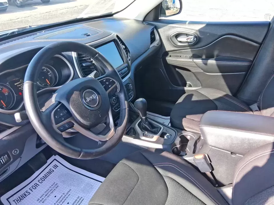2016 Jeep Cherokee 75th Anniversary (1C4PJLCB9GW) with an 2.4L L4 DOHC 16V engine, 9A transmission, located at 401 Woodman Dr, Riverside, OH, 45431, (937) 908-9800, 39.760899, -84.123421 - 2016 Jeep Cherokee 75th Anniversary - Photo#9