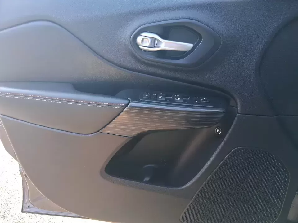 2016 Jeep Cherokee 75th Anniversary (1C4PJLCB9GW) with an 2.4L L4 DOHC 16V engine, 9A transmission, located at 401 Woodman Dr, Riverside, OH, 45431, (937) 908-9800, 39.760899, -84.123421 - 2016 Jeep Cherokee 75th Anniversary - Photo#19