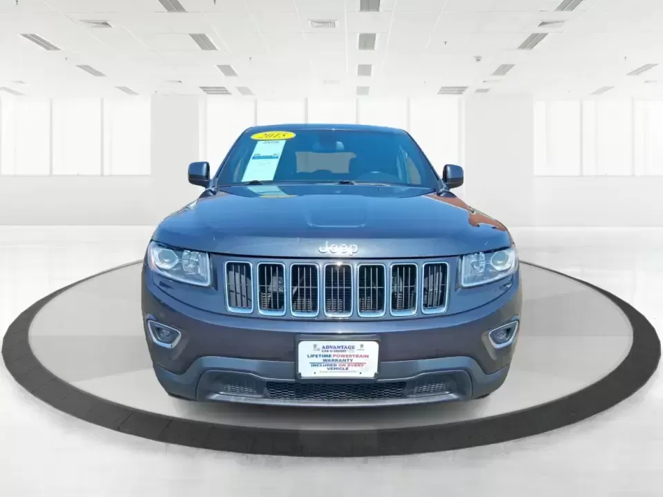 2015 Jeep Grand Cherokee Laredo (1C4RJFAG4FC) with an 3.6L V-6 DOHC engine, 8-Speed Automatic transmission, located at 1230 East Main St, Xenia, OH, 45385, (937) 908-9800, 39.688026, -83.910172 - Weekend getaways to Hocking Hills, confident winter drives to work, and comfortable family errands around town all get easier in a capable SUV like this 2015 Jeep Grand Cherokee Laredo 4WD. Finished in Maximum Steel Metallic Clearcoat, this Grand Cherokee blends rugged Jeep attitude with everyday co - Photo#7