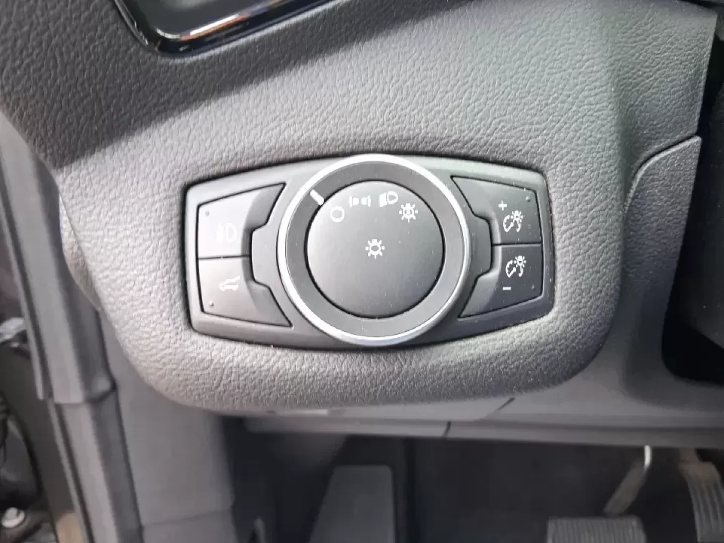 2018 Ford Escape Titanium (1FMCU9J94JU) with an EcoBoost 2L I-4 gasoline direct injection engine, 6A transmission, located at 4508 South Dixie Dr, Moraine, OH, 45439, (937) 908-9800, 39.689976, -84.218452 - Pack up the kids, load the groceries, or point the hood toward a weekend getaway-this 2018 Ford Escape Titanium is the kind of compact SUV that fits real life in Moraine. With confident capability for Ohio weather and a comfortable, tech-forward cabin, it's ideal for long commutes down I-75, quick e - Photo#17