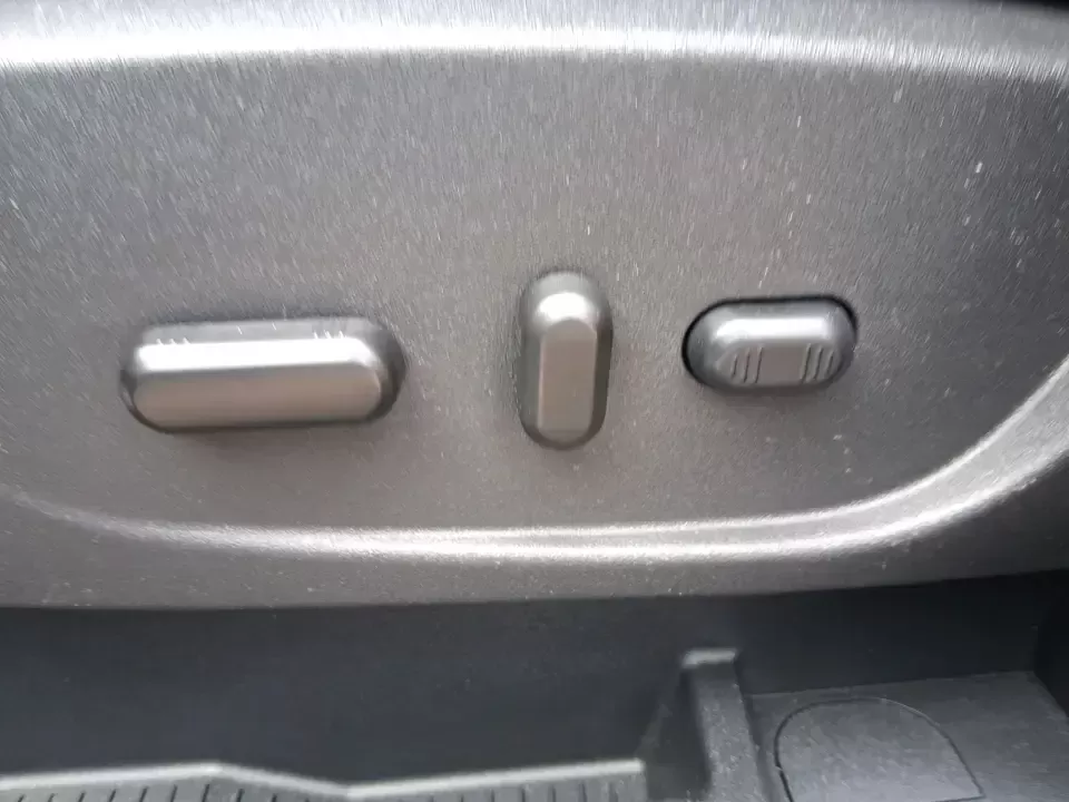 2018 Ford Escape Titanium (1FMCU9J94JU) with an EcoBoost 2L I-4 gasoline direct injection engine, 6A transmission, located at 4508 South Dixie Dr, Moraine, OH, 45439, (937) 908-9800, 39.689976, -84.218452 - Pack up the kids, load the groceries, or point the hood toward a weekend getaway-this 2018 Ford Escape Titanium is the kind of compact SUV that fits real life in Moraine. With confident capability for Ohio weather and a comfortable, tech-forward cabin, it's ideal for long commutes down I-75, quick e - Photo#18