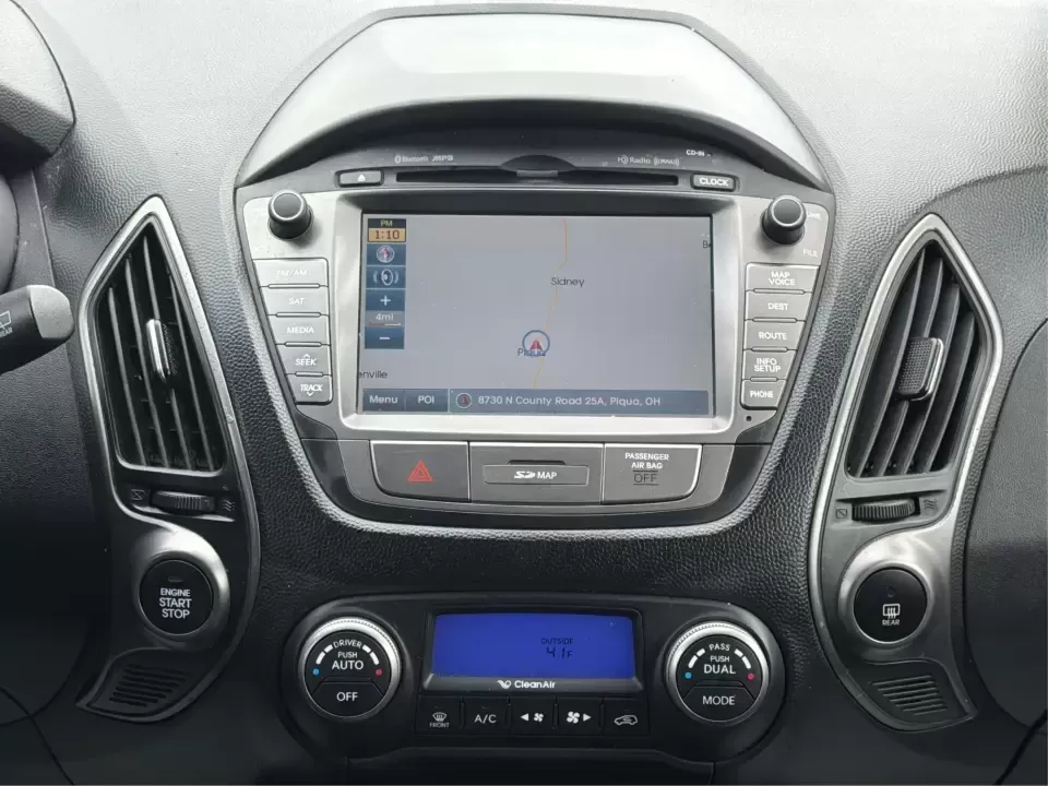 2015 Hyundai Tucson Limited (KM8JU3AG5FU) with an Theta II 2.4L I-4 gasoline direct injection engine, 6-Speed Automatic transmission, located at 8750 N County Rd 25A, Piqua, OH, 45356, (937) 908-9800, 40.164391, -84.232513 - Need a dependable SUV that fits real life-school drop-offs, long commutes up I75, and weekend getaways to Indian Lake or a quick lap around downtown Piqua? This 2015 Hyundai Tucson Limited is built for the everyday hustle with the comfort and tech that make each mile easier, whether you're running e - Photo#13