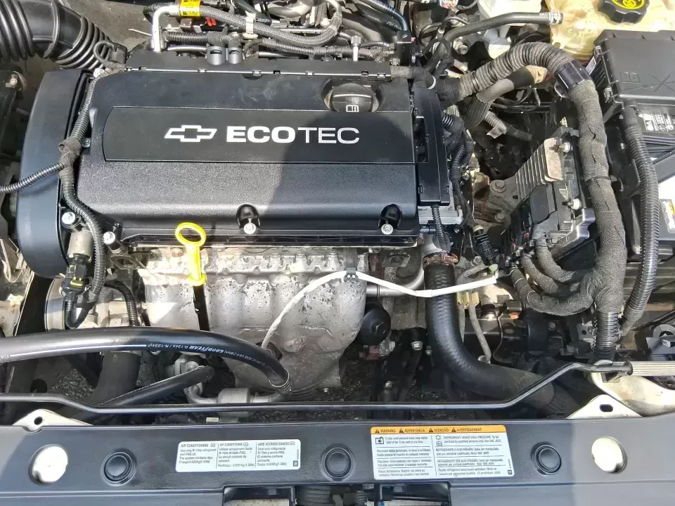 2013 Chevrolet Cruze LS Auto (1G1PA5SH4D7) with an ECOTEC 1.8L I-4 DOHC engine, 6-Speed Automatic transmission, located at 1184 Kauffman Ave, Fairborn, OH, 45324, (937) 908-9800, 39.807072, -84.030914 - Make your weekdays easier and your weekends more spontaneous with a sedan that's built for real life in Fairborn-whether you're commuting to Wright-Patterson AFB, running errands between Beavercreek and Huber Heights, or planning a quick road trip down I-675. This **2013 Chevrolet Cruze LS Auto** de - Photo#10