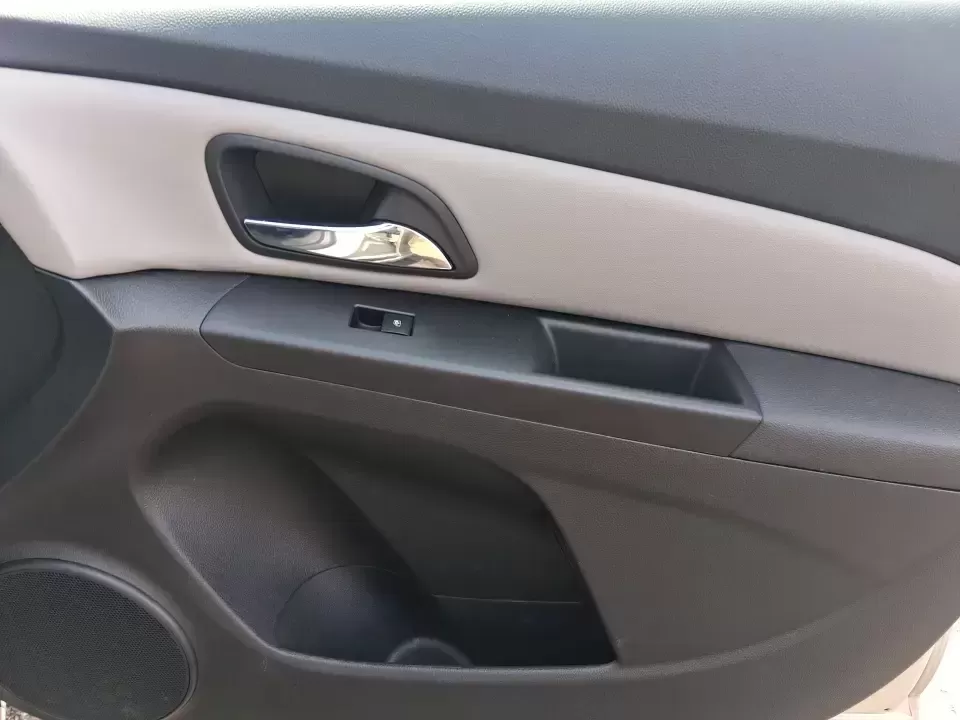 2013 Chevrolet Cruze LS Auto (1G1PA5SH4D7) with an ECOTEC 1.8L I-4 DOHC engine, 6-Speed Automatic transmission, located at 1184 Kauffman Ave, Fairborn, OH, 45324, (937) 908-9800, 39.807072, -84.030914 - Make your weekdays easier and your weekends more spontaneous with a sedan that's built for real life in Fairborn-whether you're commuting to Wright-Patterson AFB, running errands between Beavercreek and Huber Heights, or planning a quick road trip down I-675. This **2013 Chevrolet Cruze LS Auto** de - Photo#18