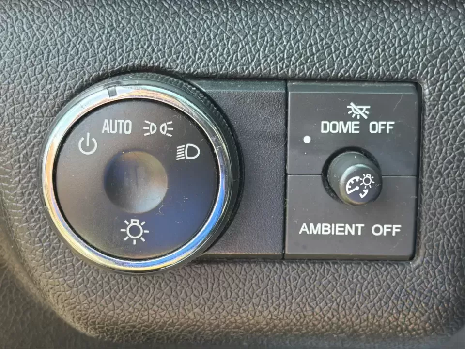 2015 Buick Enclave Leather (5GAKRBKDXFJ) with an 3.6L V-6 gasoline direct injection engine, 6-Speed Automatic Overdrive transmission, located at 1099 N County Rd 25A , Troy, OH, 45373, (937) 908-9800, 40.057079, -84.212883 - Pack up the kids, cue the road-trip playlist, and point your weekend plans toward somewhere fun-this 2015 Buick Enclave Leather in White Opal is built for real life in Troy, Ohio. Whether you're doing the school run, commuting up I75, or heading to the Dayton area for a family day out, the Enclave d - Photo#16