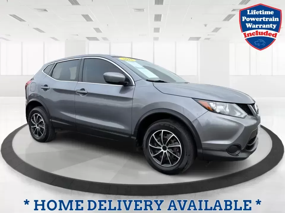 2018 Nissan Rogue S (JN1BJ1CP6JW) with an 2L I-4 gasoline direct injection engine, CVT transmission, located at 4508 South Dixie Dr, Moraine, OH, 45439, (937) 908-9800, 39.689976, -84.218452 - Picture your next week: an easy I75 commute into Dayton, school drop-offs in nearby Kettering, a Costco run, and a weekend drive down to Carillon Historical Park or a quick lap around the Dayton Mall area-all with one SUV that's sized right for real life. This 2018 Nissan Rogue S in sleek Gun Metall - Photo#0