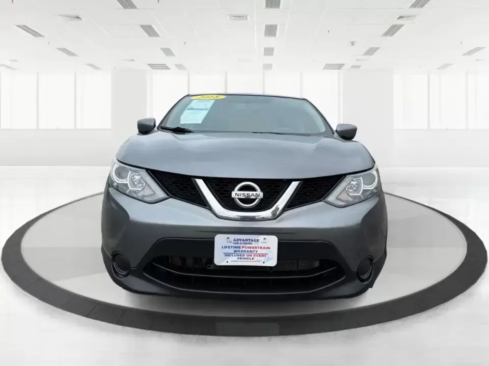 2018 Nissan Rogue S (JN1BJ1CP6JW) with an 2L I-4 gasoline direct injection engine, CVT transmission, located at 4508 South Dixie Dr, Moraine, OH, 45439, (937) 908-9800, 39.689976, -84.218452 - Picture your next week: an easy I75 commute into Dayton, school drop-offs in nearby Kettering, a Costco run, and a weekend drive down to Carillon Historical Park or a quick lap around the Dayton Mall area-all with one SUV that's sized right for real life. This 2018 Nissan Rogue S in sleek Gun Metall - Photo#7