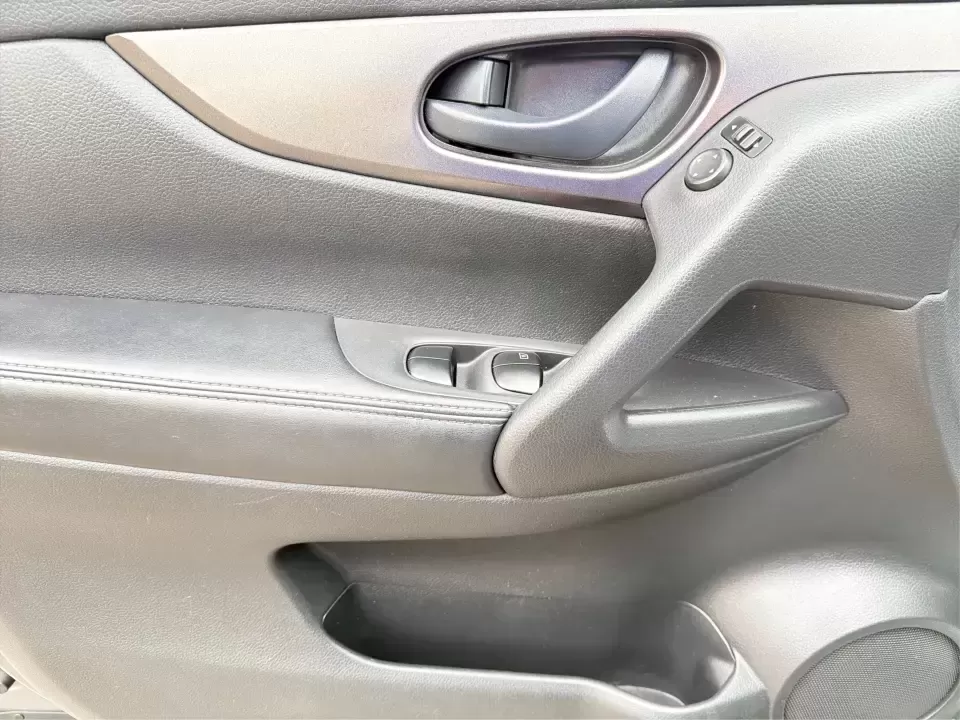 2018 Nissan Rogue S (JN1BJ1CP6JW) with an 2L I-4 gasoline direct injection engine, CVT transmission, located at 4508 South Dixie Dr, Moraine, OH, 45439, (937) 908-9800, 39.689976, -84.218452 - Picture your next week: an easy I75 commute into Dayton, school drop-offs in nearby Kettering, a Costco run, and a weekend drive down to Carillon Historical Park or a quick lap around the Dayton Mall area-all with one SUV that's sized right for real life. This 2018 Nissan Rogue S in sleek Gun Metall - Photo#17