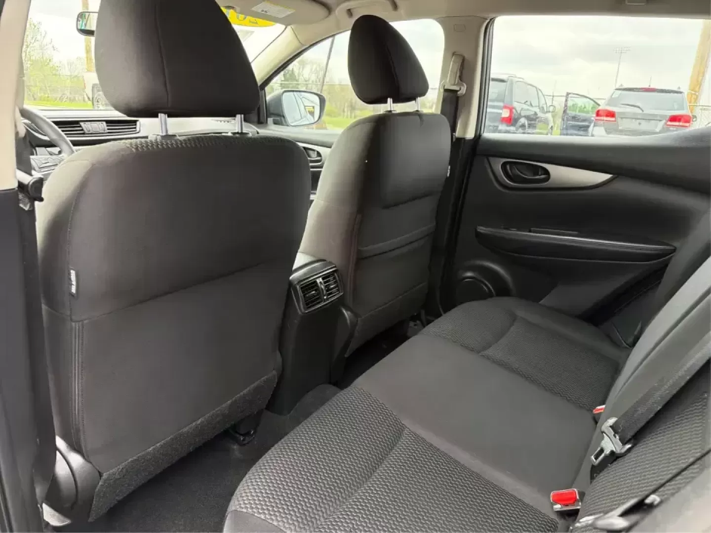 2018 Nissan Rogue S (JN1BJ1CP6JW) with an 2L I-4 gasoline direct injection engine, CVT transmission, located at 401 Woodman Dr, Riverside, OH, 45431, (937) 908-9800, 39.760899, -84.123421 - Picture your next week: an easy I75 commute into Dayton, school drop-offs in nearby Kettering, a Costco run, and a weekend drive down to Carillon Historical Park or a quick lap around the Dayton Mall area-all with one SUV that's sized right for real life. This 2018 Nissan Rogue S in sleek Gun Metall - Photo#10