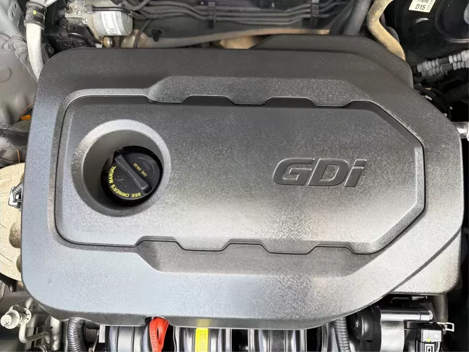 2017 Kia Sportage EX (KNDPN3AC6H7) with an Theta II 2.4L I-4 gasoline direct injection engine, 6A transmission, located at 1951 S Dayton Lakeview Rd., New Carlisle, OH, 45344, (937) 908-9800, 39.890999, -84.050255 - Picture your next weekend: loading up groceries for the week, cruising I70 toward Dayton for dinner plans, or packing the cargo area for a road trip to Huber Heights, Springfield, or a quick getaway near the Great Miami River. This 2017 Kia Sportage EX in Mineral Silver is the kind of practical, com - Photo#11