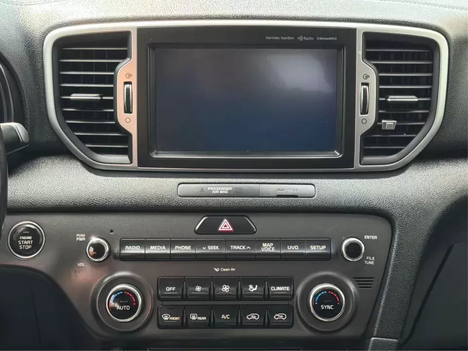 2017 Kia Sportage EX (KNDPN3AC6H7) with an Theta II 2.4L I-4 gasoline direct injection engine, 6A transmission, located at 1951 S Dayton Lakeview Rd., New Carlisle, OH, 45344, (937) 908-9800, 39.890999, -84.050255 - Picture your next weekend: loading up groceries for the week, cruising I70 toward Dayton for dinner plans, or packing the cargo area for a road trip to Huber Heights, Springfield, or a quick getaway near the Great Miami River. This 2017 Kia Sportage EX in Mineral Silver is the kind of practical, com - Photo#13