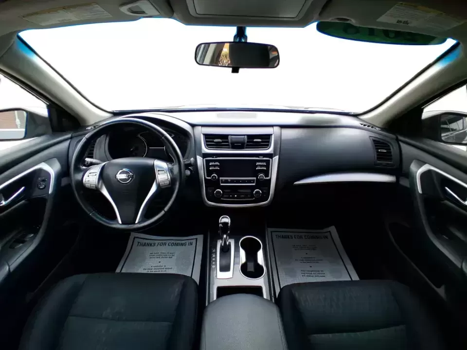 2018 Nissan Altima 2.5 SV (1N4AL3AP0JC) with an 2.5L I-4 DOHC engine, CVT transmission, located at 8750 N County Rd 25A, Piqua, OH, 45356, (937) 908-9800, 40.164391, -84.232513 - 2018 Nissan Altima 2.5 SV - Photo#20