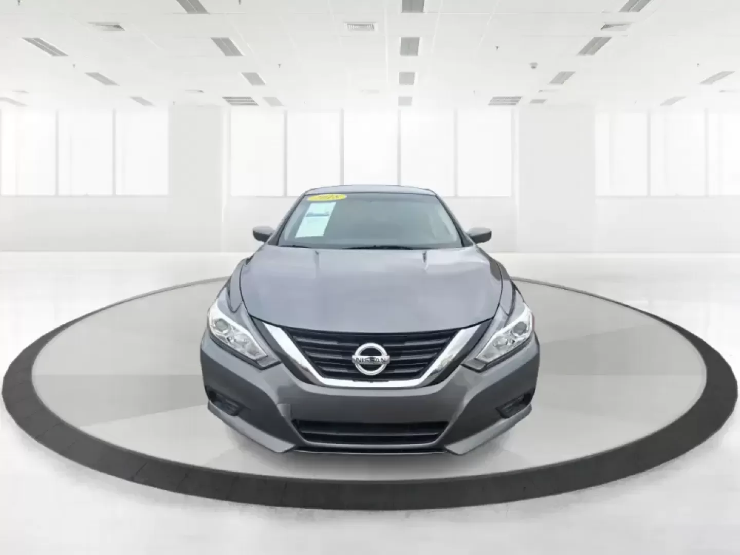 2018 Nissan Altima 2.5 SV (1N4AL3AP0JC) with an 2.5L I-4 DOHC engine, CVT transmission, located at 4508 South Dixie Dr, Moraine, OH, 45439, (937) 908-9800, 39.689976, -84.218452 - Make every mile easier-whether you're tackling a long commute down I75, running kids to practice after school, or planning a weekend day trip to the Miami County Fairgrounds. This 2018 Nissan Altima 2.5 SV in Gun Metallic is the kind of comfortable, efficient sedan that fits real-life schedules in P - Photo#7