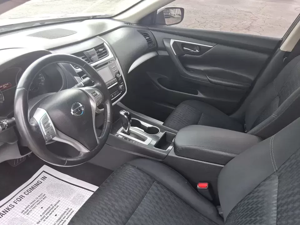 2018 Nissan Altima 2.5 SV (1N4AL3AP0JC) with an 2.5L I-4 DOHC engine, CVT transmission, located at 4508 South Dixie Dr, Moraine, OH, 45439, (937) 908-9800, 39.689976, -84.218452 - Make every mile easier-whether you're tackling a long commute down I75, running kids to practice after school, or planning a weekend day trip to the Miami County Fairgrounds. This 2018 Nissan Altima 2.5 SV in Gun Metallic is the kind of comfortable, efficient sedan that fits real-life schedules in P - Photo#9