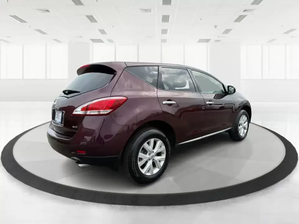 2013 Nissan Murano S (JN8AZ1MW8DW) with an 3.5L V-6 DOHC engine, Continuously Variable Transmission transmission, located at 1230 East Main St, Xenia, OH, 45385, (937) 908-9800, 39.688026, -83.910172 - Picture your next Ohio weekend: loading up the family for a day at Caesar Creek State Park, cruising out to the Greene County Fair, or tackling a long commute between Xenia, Beavercreek, and Dayton with confident comfort. This 2013 Nissan Murano S is the kind of midsize SUV that fits real life-roomy - Photo#2