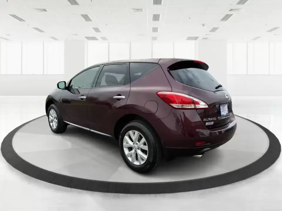 2013 Nissan Murano S (JN8AZ1MW8DW) with an 3.5L V-6 DOHC engine, Continuously Variable Transmission transmission, located at 1230 East Main St, Xenia, OH, 45385, (937) 908-9800, 39.688026, -83.910172 - Picture your next Ohio weekend: loading up the family for a day at Caesar Creek State Park, cruising out to the Greene County Fair, or tackling a long commute between Xenia, Beavercreek, and Dayton with confident comfort. This 2013 Nissan Murano S is the kind of midsize SUV that fits real life-roomy - Photo#4