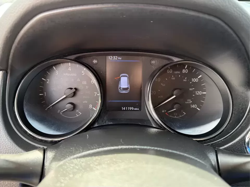 2020 Nissan Rogue SV Intelligent AWD (JN8AT2MV6LW) with an 2.5L I-4 DOHC engine, CVT transmission, located at 1951 S Dayton Lakeview Rd., New Carlisle, OH, 45344, (937) 908-9800, 39.890999, -84.050255 - Picture your next Ohio road trip: the kids buckled in, luggage loaded, and you cruising from New Carlisle to Yellow Springs or downtown Dayton with confidence-no worrying about winter weather, long commutes, or tight parking lots. This 2020 Nissan Rogue SV Intelligent AWD is the kind of practical, c - Photo#15