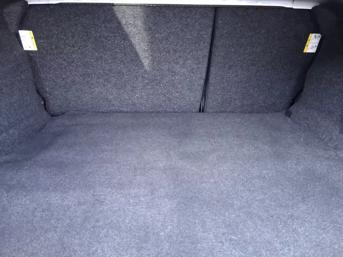 2016 Ford Fusion SE (3FA6P0H91GR) with an 2.0L L4 DOHC 16V engine, 6-Speed Automatic transmission, located at 880 E. National Road, Vandalia, OH, 45377, (937) 908-9800, 39.891918, -84.183594 - Need a dependable commuter that can handle I75 traffic, school drop-offs, and weekend runs to Dayton without draining your budget? This 2016 Ford Fusion SE in Oxford White is the kind of practical, comfortable sedan that fits real life in Vandalia-smooth for daily driving, efficient on regular unlea - Photo#12