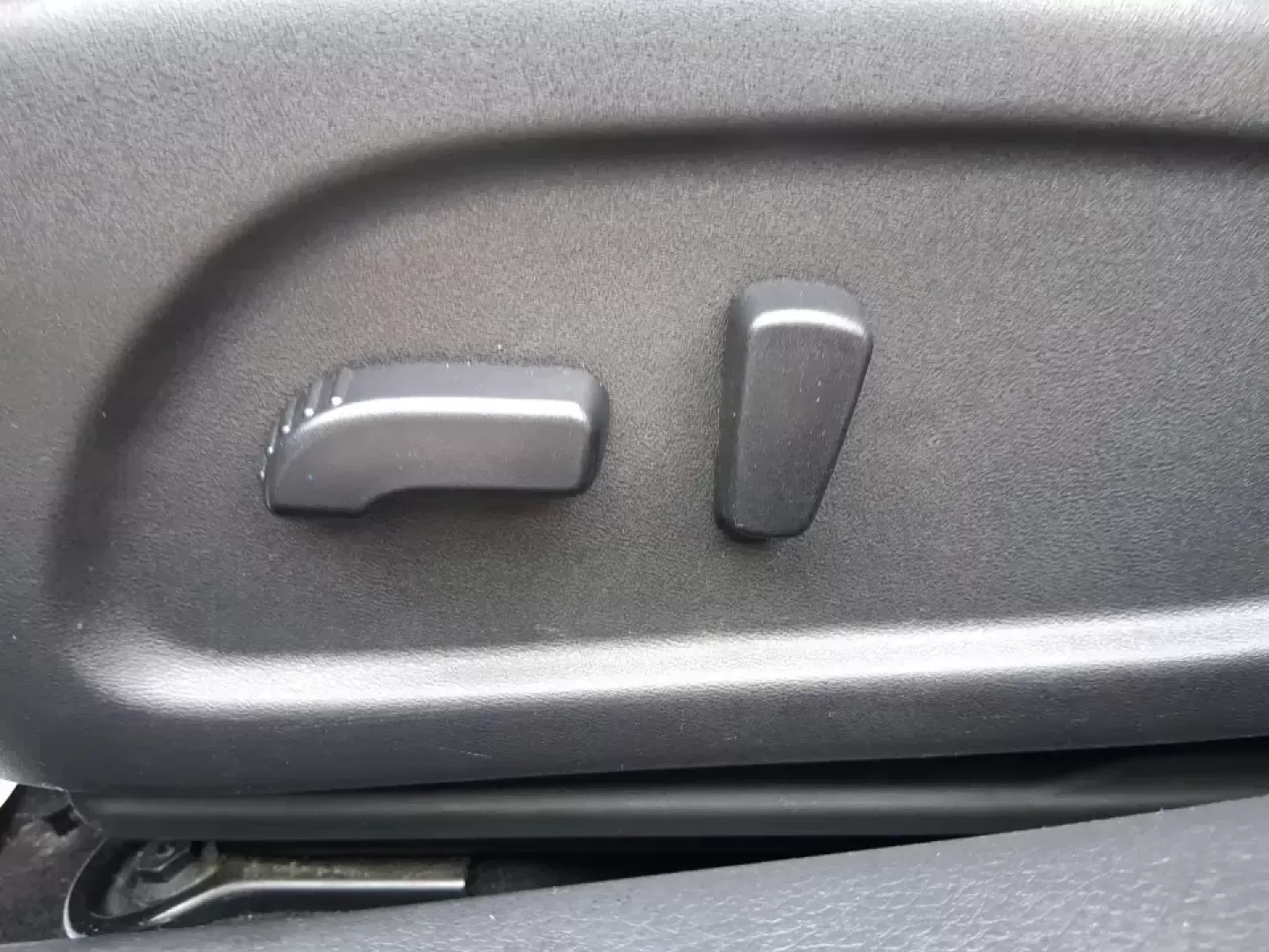 2017 Nissan Altima 2.5 S (1N4AL3AP8HC) with an 2.5L I-4 DOHC engine, CVT transmission, located at 1951 S Dayton Lakeview Rd., New Carlisle, OH, 45344, (937) 908-9800, 39.890999, -84.050255 - Need a dependable sedan that can handle the daily grind from Moraine to downtown Dayton, weekend errands around the Dayton Mall area, and the occasional road trip up I-75 without draining your budget? This 2017 Nissan Altima 2.5 S in eye-catching Storm Blue is built for real life-comfortable for lon - Photo#17