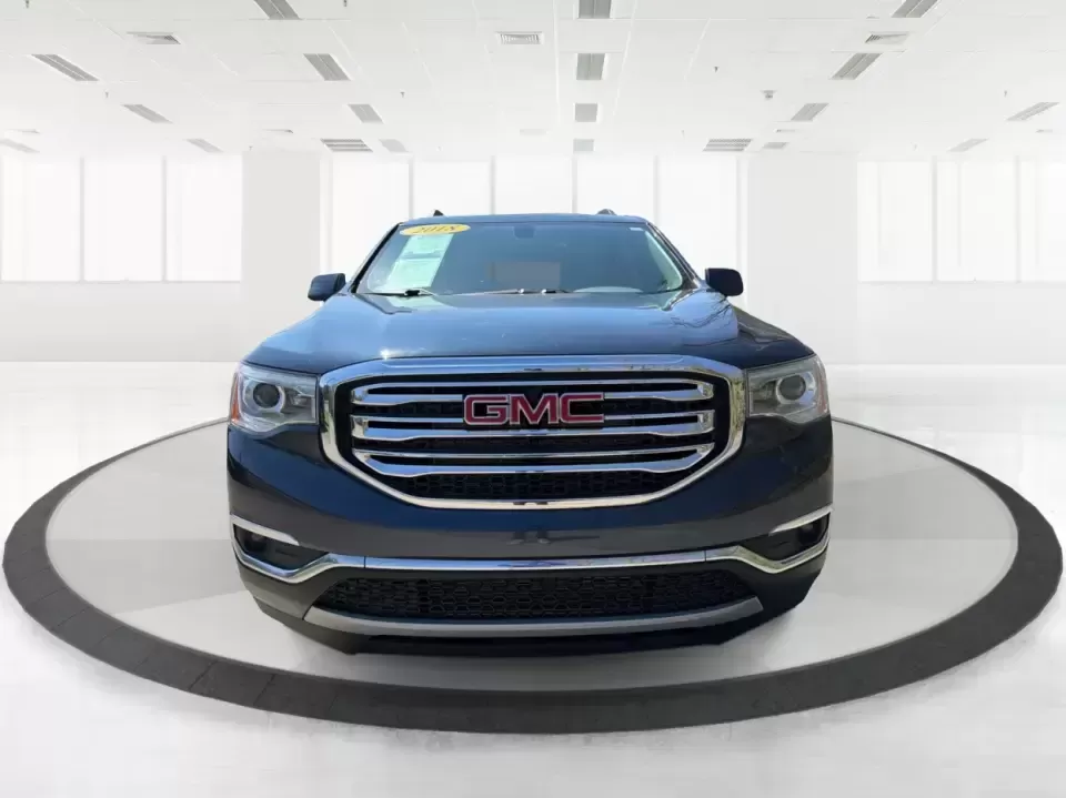 2018 GMC Acadia SLE-2 (1GKKNSLS0JZ) with an 3.6L V6 DOHC 24V engine, 6A transmission, located at 401 Woodman Dr, Riverside, OH, 45431, (937) 908-9800, 39.760899, -84.123421 - Load up the kids, the groceries, and the weekend plans-this 2018 GMC Acadia SLE-2 is the kind of SUV that makes busy life in and around Xenia feel easier. Whether you're commuting toward Dayton, juggling school drop-offs, or heading out for a road trip through Caesar Creek State Park, the Acadia del - Photo#5