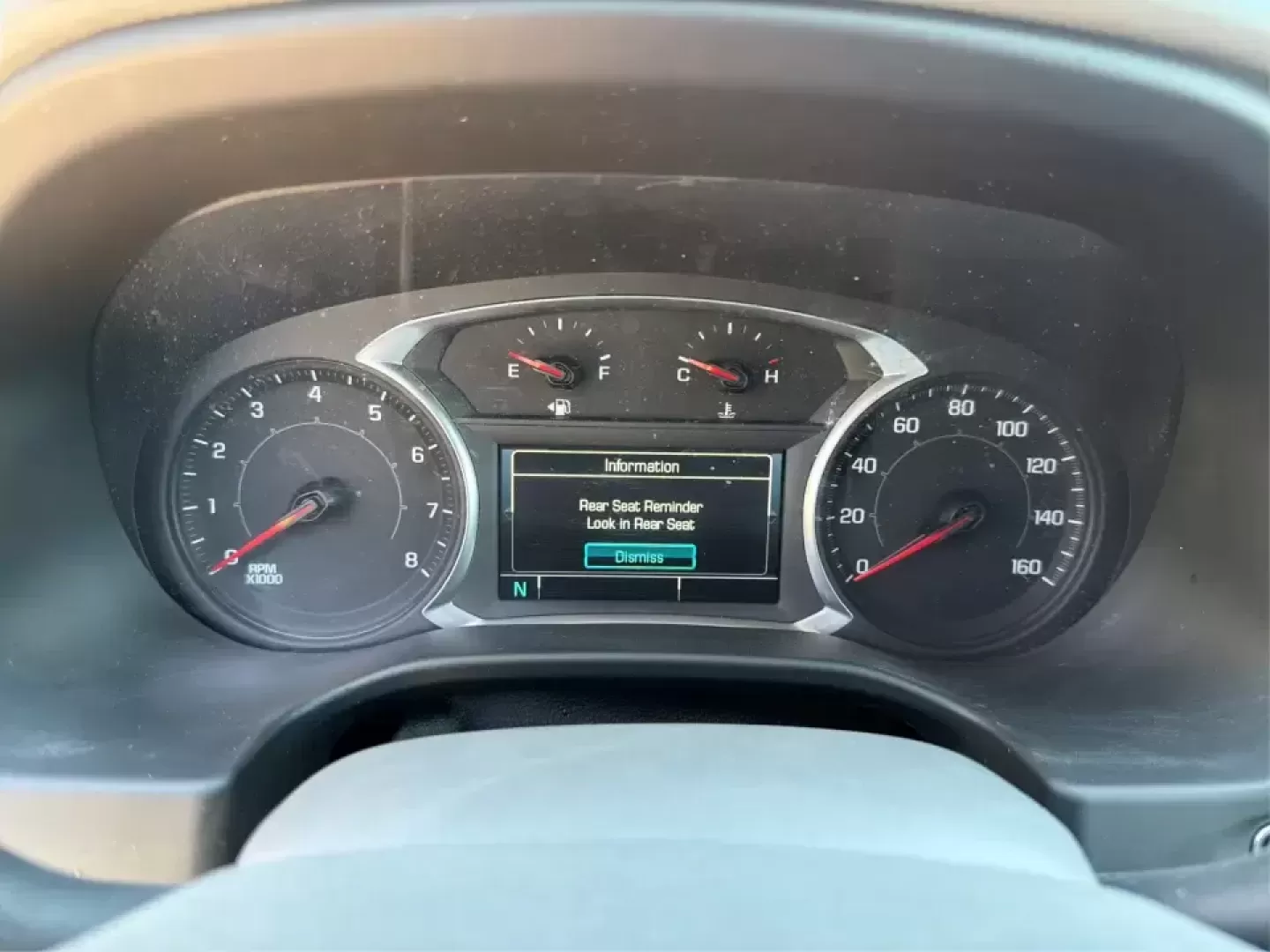 2018 GMC Acadia SLE-2 (1GKKNSLS0JZ) with an 3.6L V6 DOHC 24V engine, 6A transmission, located at 401 Woodman Dr, Riverside, OH, 45431, (937) 908-9800, 39.760899, -84.123421 - Load up the kids, the groceries, and the weekend plans-this 2018 GMC Acadia SLE-2 is the kind of SUV that makes busy life in and around Xenia feel easier. Whether you're commuting toward Dayton, juggling school drop-offs, or heading out for a road trip through Caesar Creek State Park, the Acadia del - Photo#14