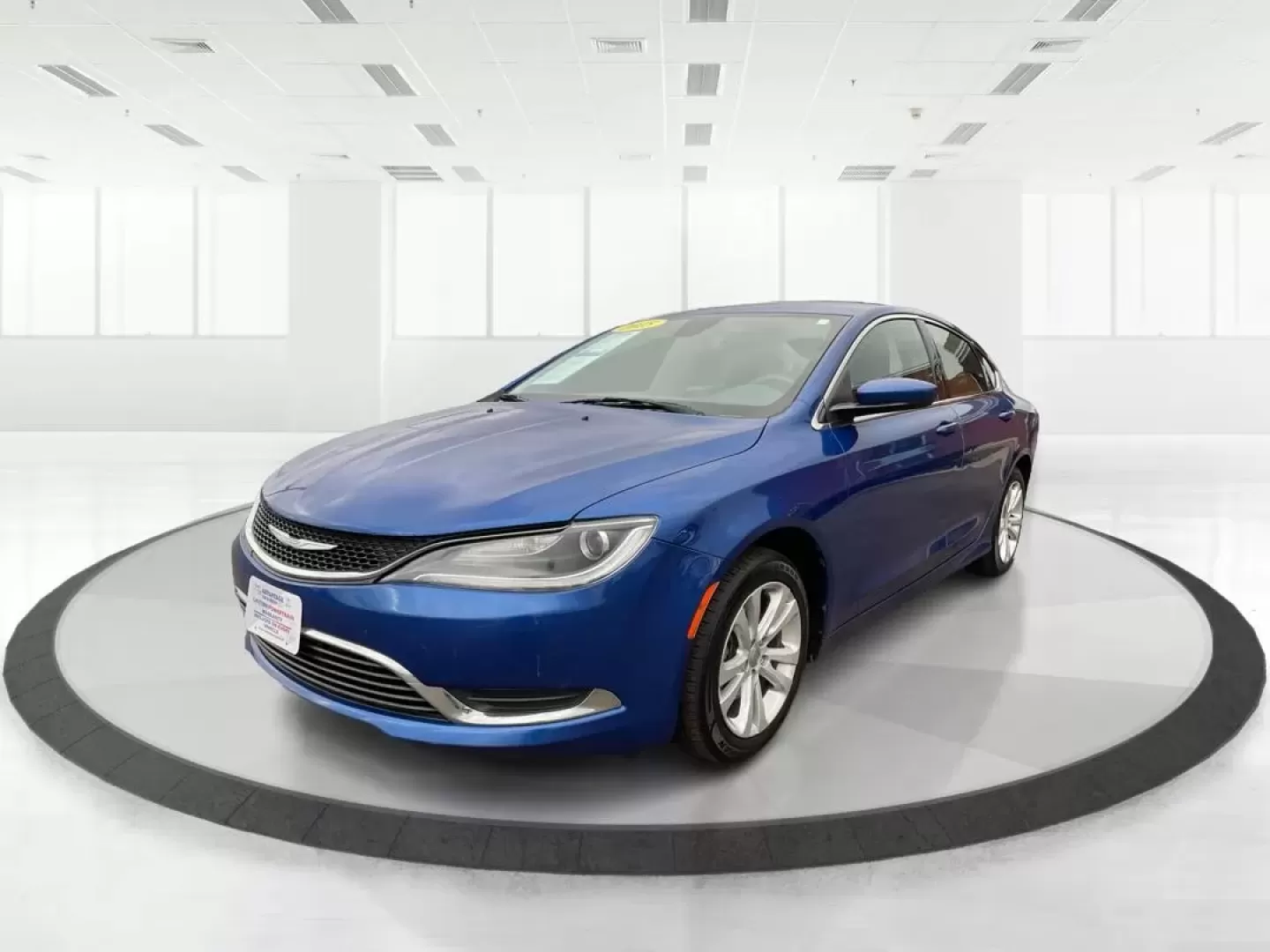 2015 Chrysler 200 Limited (1C3CCCAB9FN) with an 3.6L V-6 DOHC engine, located at 4508 South Dixie Dr, Moraine, OH, 45439, (937) 908-9800, 39.689976, -84.218452 - **Experience Comfort and Style with the 2015 Chrysler 200 Limited at Advantage Car and Credit**<br /> <br /> Are you in the market for a dependable sedan that suits both your daily commute and weekend adventures? Look no further! The 2015 Chrysler 200 Limited is the perfect blend of style, performan - Photo#8