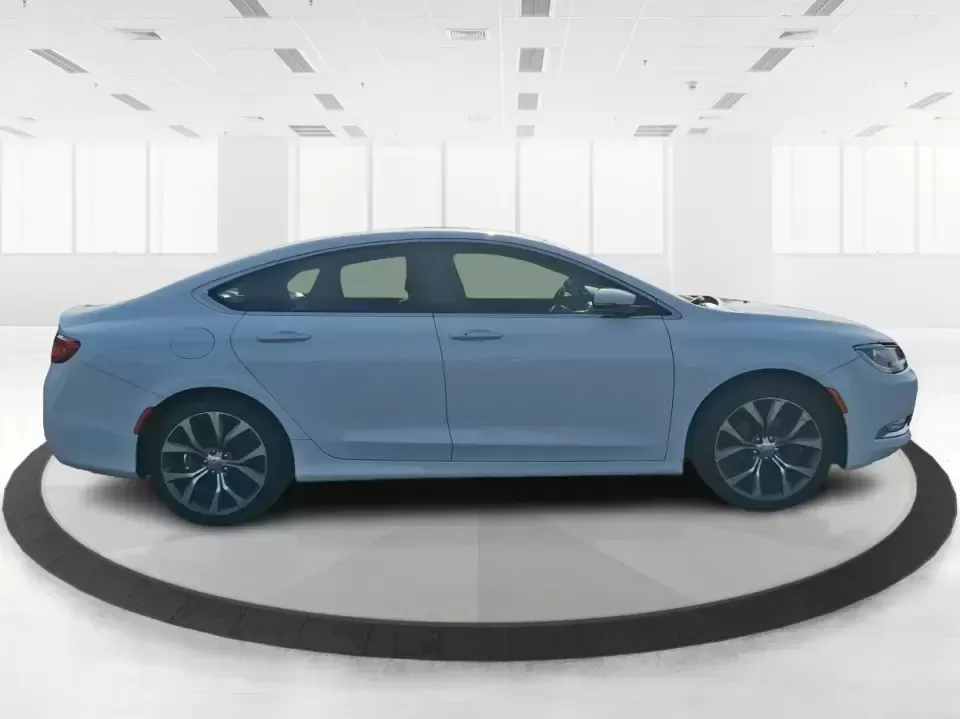 2015 Chrysler 200 C (1C3CCCCG6FN) with an 3.6L V6 DOHC 24V FFV engine, 9-Speed Automatic transmission, located at 4508 South Dixie Dr, Moraine, OH, 45439, (937) 908-9800, 39.689976, -84.218452 - Need a dependable sedan for the daily commute up I75, quick school drop-offs, or a comfortable weekend drive to downtown Piqua and the Great Miami River Trail? This 2015 Chrysler 200 C is the kind of practical-yet-upgraded ride that fits real life-quiet on longer trips, easy to park around local sho - Photo#1