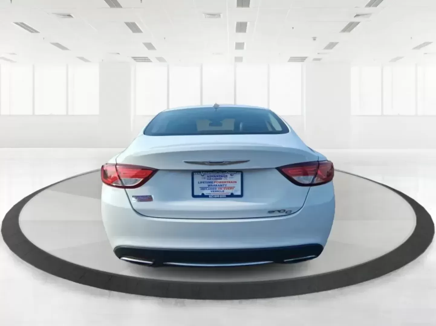 2015 Chrysler 200 C (1C3CCCCG6FN) with an 3.6L V6 DOHC 24V FFV engine, 9-Speed Automatic transmission, located at 4508 South Dixie Dr, Moraine, OH, 45439, (937) 908-9800, 39.689976, -84.218452 - Need a dependable sedan for the daily commute up I75, quick school drop-offs, or a comfortable weekend drive to downtown Piqua and the Great Miami River Trail? This 2015 Chrysler 200 C is the kind of practical-yet-upgraded ride that fits real life-quiet on longer trips, easy to park around local sho - Photo#3