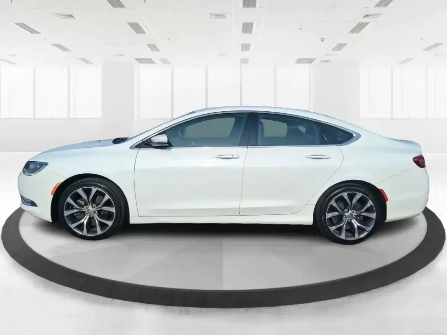 2015 Chrysler 200 C (1C3CCCCG6FN) with an 3.6L V6 DOHC 24V FFV engine, 9-Speed Automatic transmission, located at 4508 South Dixie Dr, Moraine, OH, 45439, (937) 908-9800, 39.689976, -84.218452 - Need a dependable sedan for the daily commute up I75, quick school drop-offs, or a comfortable weekend drive to downtown Piqua and the Great Miami River Trail? This 2015 Chrysler 200 C is the kind of practical-yet-upgraded ride that fits real life-quiet on longer trips, easy to park around local sho - Photo#5