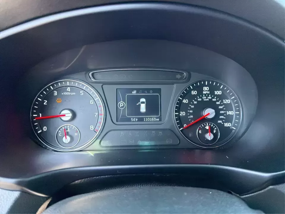 2017 Kia Sorento 2.4L L (5XYPG4A33HG) with an 2.4L I-4 gasoline direct injection engine, 6A transmission, located at 1184 Kauffman Ave, Fairborn, OH, 45324, (937) 908-9800, 39.807072, -84.030914 - Make every day easier-school drop-offs, long commutes to Wright-Patterson AFB, and weekend getaways to John Bryan State Park all feel more comfortable in an SUV that's built for real life. This **2017 Kia Sorento 2.4L L** in **Ebony Black** is a smart fit for growing families, busy professionals, an - Photo#15