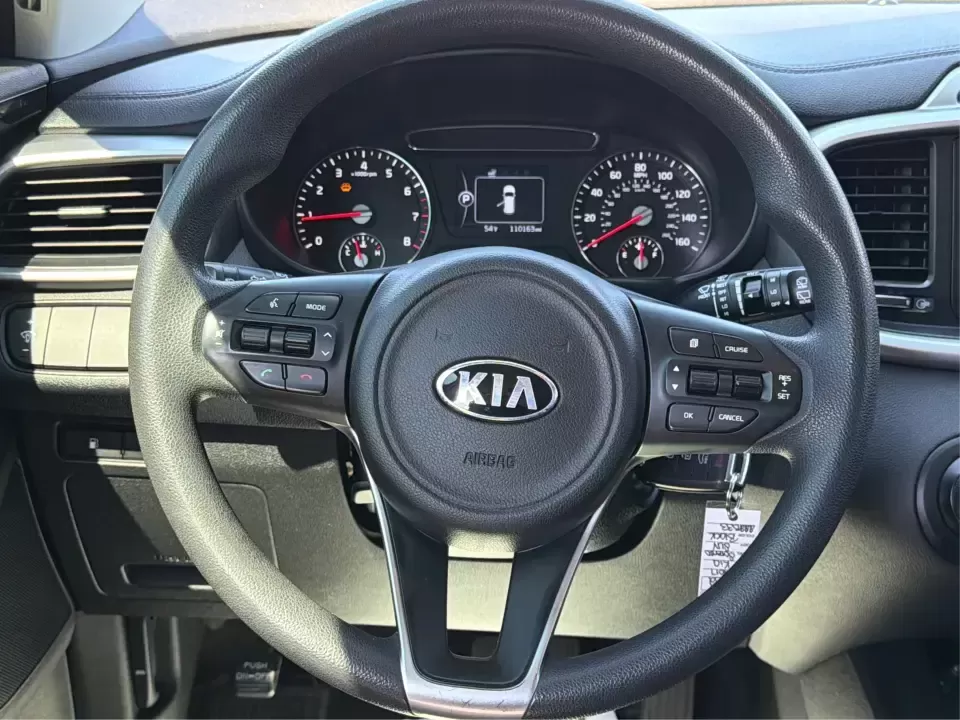 2017 Kia Sorento 2.4L L (5XYPG4A33HG) with an 2.4L I-4 gasoline direct injection engine, 6A transmission, located at 1184 Kauffman Ave, Fairborn, OH, 45324, (937) 908-9800, 39.807072, -84.030914 - Make every day easier-school drop-offs, long commutes to Wright-Patterson AFB, and weekend getaways to John Bryan State Park all feel more comfortable in an SUV that's built for real life. This **2017 Kia Sorento 2.4L L** in **Ebony Black** is a smart fit for growing families, busy professionals, an - Photo#16
