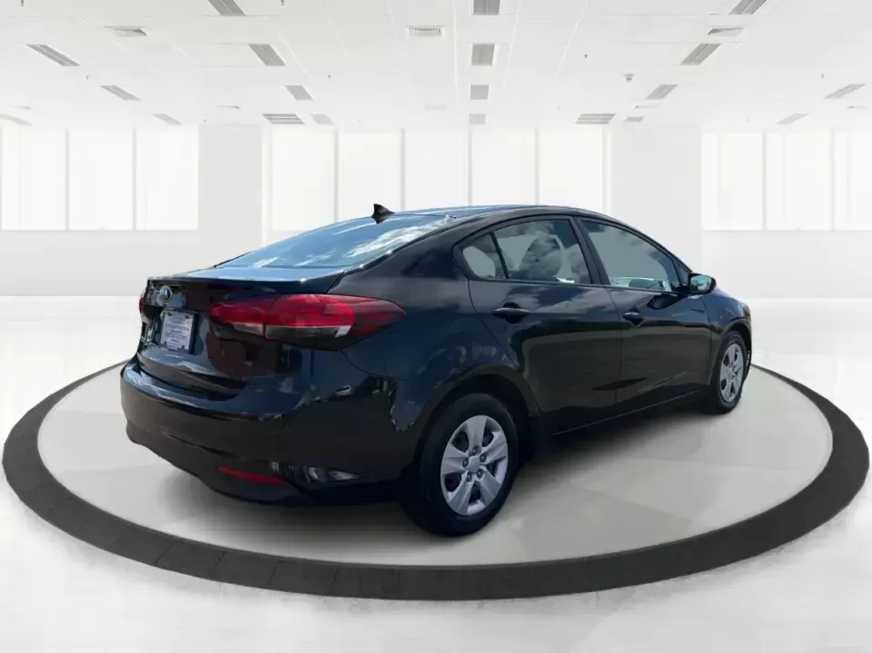 2018 Kia Forte LX (3KPFK4A79JE) with an 2L I-4 DOHC engine, 6M transmission, located at 1230 East Main St, Xenia, OH, 45385, (937) 908-9800, 39.688026, -83.910172 - Need a dependable commuter that's easy to park downtown, comfortable for I-75 and SR-725 traffic, and still stylish enough for dinner in the Dayton area? This 2018 Kia Forte LX in Aurora Black is a smart, budget-friendly sedan that fits real life in Moraine, OH-whether you're stacking miles for work - Photo#2