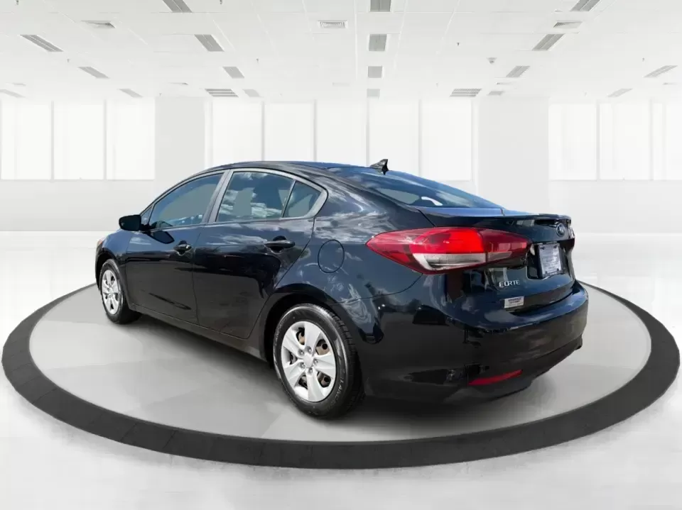 2018 Kia Forte LX (3KPFK4A79JE) with an 2L I-4 DOHC engine, 6M transmission, located at 1230 East Main St, Xenia, OH, 45385, (937) 908-9800, 39.688026, -83.910172 - Need a dependable commuter that's easy to park downtown, comfortable for I-75 and SR-725 traffic, and still stylish enough for dinner in the Dayton area? This 2018 Kia Forte LX in Aurora Black is a smart, budget-friendly sedan that fits real life in Moraine, OH-whether you're stacking miles for work - Photo#4