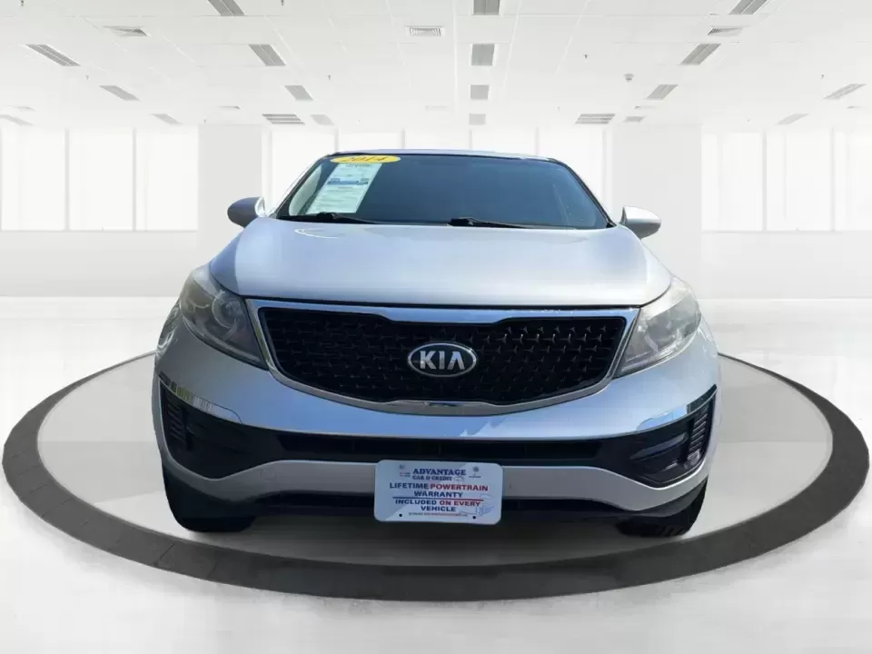 2014 Kia Sportage LX (KNDPBCAC6E7) with an 2.4L V6 DOHC 24V engine, 6-Speed Automatic transmission, located at 1230 East Main St, Xenia, OH, 45385, (937) 908-9800, 39.688026, -83.910172 - **Adventure Awaits: 2014 Kia Sportage LX Ready for Your Next Journey!**<br /> <br /> Are you in search of a reliable vehicle that combines style, comfort, and versatility? Look no further than this 2014 Kia Sportage LX, perfect for weekend getaways, family road trips, or daily commutes. This crossov - Photo#7