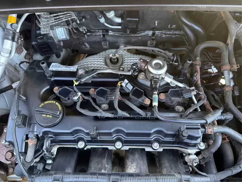 2014 Kia Sportage LX (KNDPBCAC6E7) with an 2.4L V6 DOHC 24V engine, 6-Speed Automatic transmission, located at 1230 East Main St, Xenia, OH, 45385, (937) 908-9800, 39.688026, -83.910172 - **Adventure Awaits: 2014 Kia Sportage LX Ready for Your Next Journey!**<br /> <br /> Are you in search of a reliable vehicle that combines style, comfort, and versatility? Look no further than this 2014 Kia Sportage LX, perfect for weekend getaways, family road trips, or daily commutes. This crossov - Photo#11