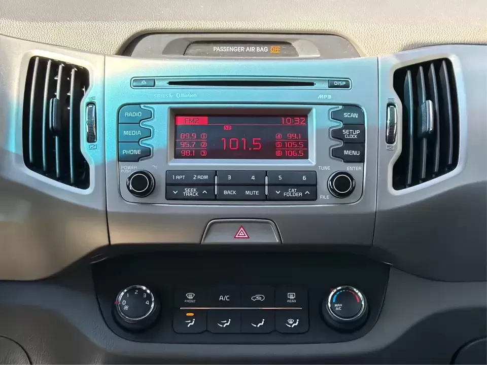 2014 Kia Sportage LX (KNDPBCAC6E7) with an 2.4L V6 DOHC 24V engine, 6-Speed Automatic transmission, located at 1230 East Main St, Xenia, OH, 45385, (937) 908-9800, 39.688026, -83.910172 - **Adventure Awaits: 2014 Kia Sportage LX Ready for Your Next Journey!**<br /> <br /> Are you in search of a reliable vehicle that combines style, comfort, and versatility? Look no further than this 2014 Kia Sportage LX, perfect for weekend getaways, family road trips, or daily commutes. This crossov - Photo#13