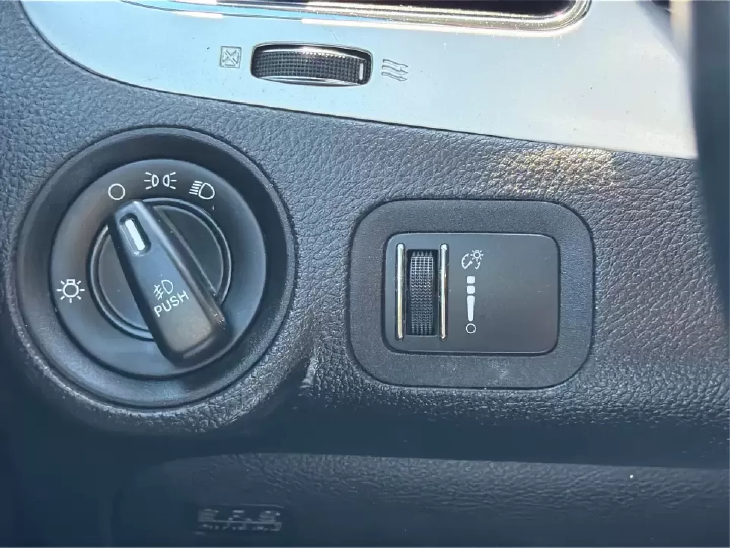2014 Dodge Journey SXT (3C4PDDBG0ET) with an 3.6L V-6 DOHC engine, 6-Speed Automatic transmission, located at 1099 N County Rd 25A , Troy, OH, 45373, (937) 908-9800, 40.057079, -84.212883 - Pack up the kids, the dog, and the weekend bags-this 2014 Dodge Journey SXT is the kind of SUV that makes everyday life in Troy easier and spontaneous road trips feel completely doable. Whether you're tackling school drop-offs, commuting to Dayton, or planning a family day at the Miami County Fairgr - Photo#17