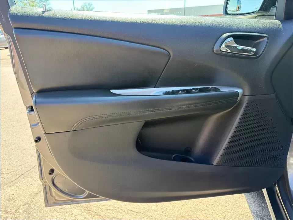 2014 Dodge Journey SXT (3C4PDDBG0ET) with an 3.6L V-6 DOHC engine, 6-Speed Automatic transmission, located at 1184 Kauffman Ave, Fairborn, OH, 45324, (937) 908-9800, 39.807072, -84.030914 - Pack up the kids, the dog, and the weekend bags-this 2014 Dodge Journey SXT is the kind of SUV that makes everyday life in Troy easier and spontaneous road trips feel completely doable. Whether you're tackling school drop-offs, commuting to Dayton, or planning a family day at the Miami County Fairgr - Photo#19