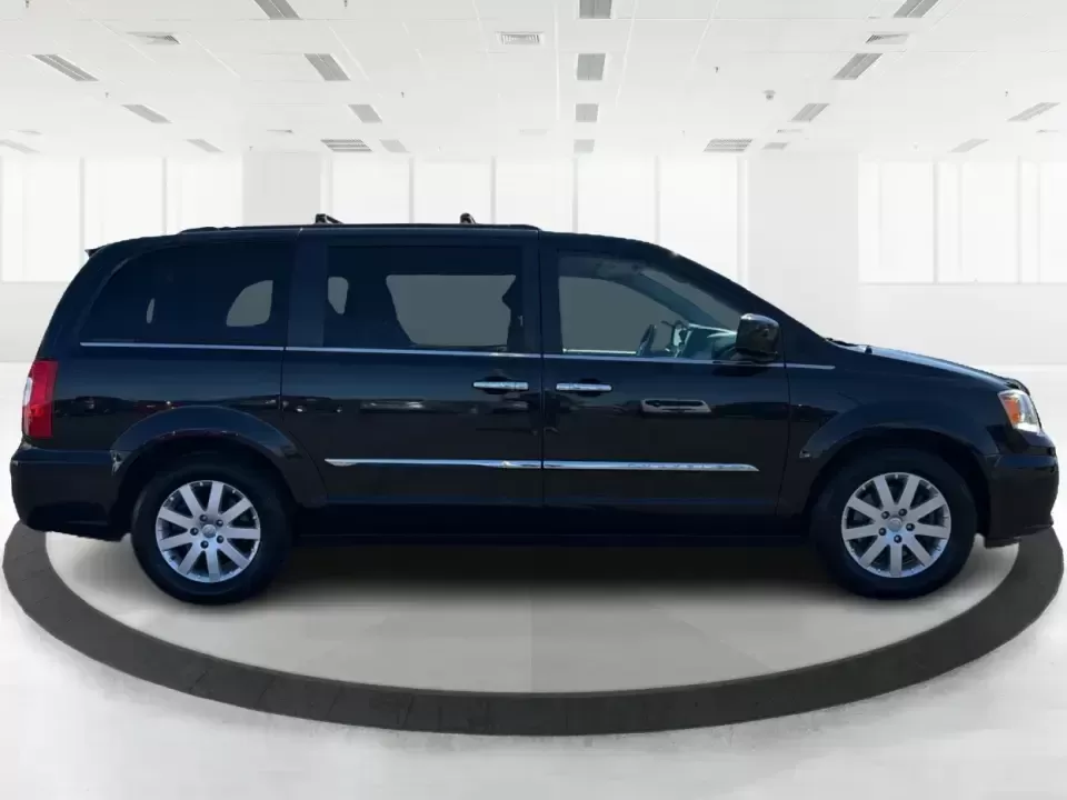 2016 Chrysler Town and Country Touring (2C4RC1BG5GR) with an Pentastar 3.6L V-6 DOHC engine, 6A transmission, located at 8750 N County Rd 25A, Piqua, OH, 45356, (937) 908-9800, 40.164391, -84.232513 - Load up the kids, the cooler, and the weekend plans-this 2016 Chrysler Town and Country Touring is the kind of family-first van that makes school drop-offs, long commutes, and road trips feel effortless. With its roomy passenger-van layout, versatile seating, and comfort features that keep everyon - Photo#1