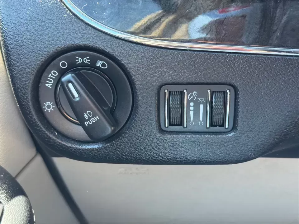 2016 Chrysler Town and Country Touring (2C4RC1BG5GR) with an Pentastar 3.6L V-6 DOHC engine, 6A transmission, located at 8750 N County Rd 25A, Piqua, OH, 45356, (937) 908-9800, 40.164391, -84.232513 - Load up the kids, the cooler, and the weekend plans-this 2016 Chrysler Town and Country Touring is the kind of family-first van that makes school drop-offs, long commutes, and road trips feel effortless. With its roomy passenger-van layout, versatile seating, and comfort features that keep everyon - Photo#17