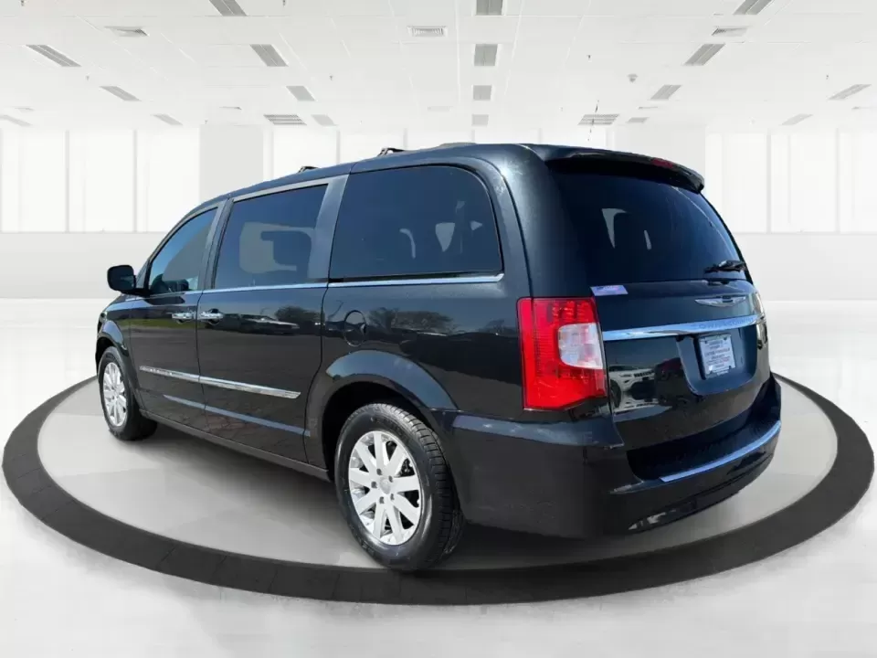 2016 Chrysler Town and Country Touring (2C4RC1BG5GR) with an Pentastar 3.6L V-6 DOHC engine, 6A transmission, located at 401 Woodman Dr, Riverside, OH, 45431, (937) 908-9800, 39.760899, -84.123421 - Load up the kids, the cooler, and the weekend plans-this 2016 Chrysler Town and Country Touring is the kind of family-first van that makes school drop-offs, long commutes, and road trips feel effortless. With its roomy passenger-van layout, versatile seating, and comfort features that keep everyon - Photo#4
