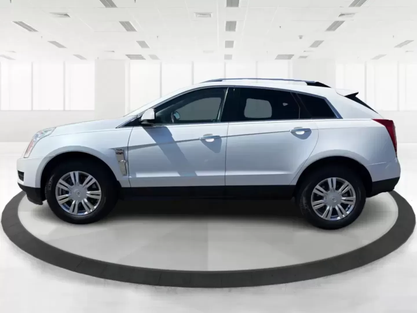 2010 Cadillac SRX Luxury Collection (3GYFNAEY6AS) with an Ecotec 3L V-6 gasoline direct injection engine, 6-Speed Automatic transmission, located at 401 Woodman Dr, Riverside, OH, 45431, (937) 908-9800, 39.760899, -84.123421 - Upgrade your daily commute, school drop-offs, and weekend getaways with a luxury SUV that feels at home everywhere from I675 to a night out near The Greene-this 2010 Cadillac SRX Luxury Collection is built for drivers who want comfort, confidence, and premium style without sacrificing practicality. - Photo#5