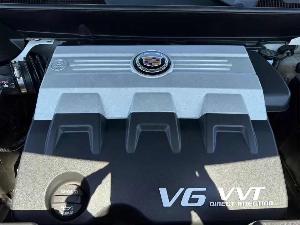 2010 Cadillac SRX Luxury Collection (3GYFNAEY6AS) with an Ecotec 3L V-6 gasoline direct injection engine, 6-Speed Automatic transmission, located at 401 Woodman Dr, Riverside, OH, 45431, (937) 908-9800, 39.760899, -84.123421 - Upgrade your daily commute, school drop-offs, and weekend getaways with a luxury SUV that feels at home everywhere from I675 to a night out near The Greene-this 2010 Cadillac SRX Luxury Collection is built for drivers who want comfort, confidence, and premium style without sacrificing practicality. - Photo#11