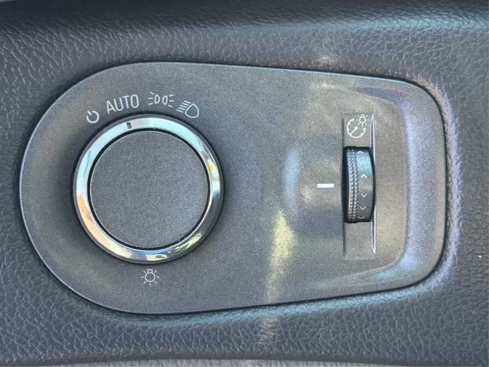 2010 Cadillac SRX Luxury Collection (3GYFNAEY6AS) with an Ecotec 3L V-6 gasoline direct injection engine, 6-Speed Automatic transmission, located at 401 Woodman Dr, Riverside, OH, 45431, (937) 908-9800, 39.760899, -84.123421 - Upgrade your daily commute, school drop-offs, and weekend getaways with a luxury SUV that feels at home everywhere from I675 to a night out near The Greene-this 2010 Cadillac SRX Luxury Collection is built for drivers who want comfort, confidence, and premium style without sacrificing practicality. - Photo#17