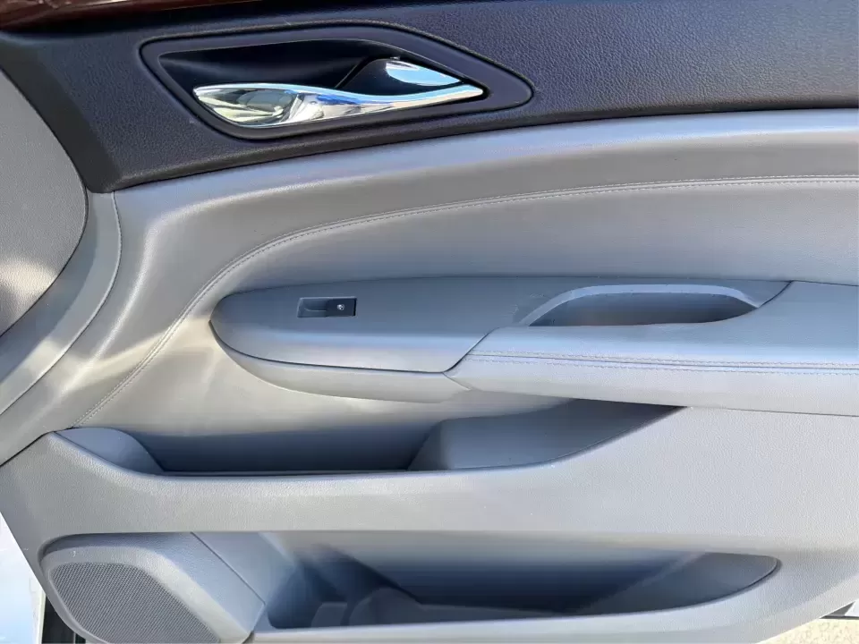 2010 Cadillac SRX Luxury Collection (3GYFNAEY6AS) with an Ecotec 3L V-6 gasoline direct injection engine, 6-Speed Automatic transmission, located at 401 Woodman Dr, Riverside, OH, 45431, (937) 908-9800, 39.760899, -84.123421 - Upgrade your daily commute, school drop-offs, and weekend getaways with a luxury SUV that feels at home everywhere from I675 to a night out near The Greene-this 2010 Cadillac SRX Luxury Collection is built for drivers who want comfort, confidence, and premium style without sacrificing practicality. - Photo#20