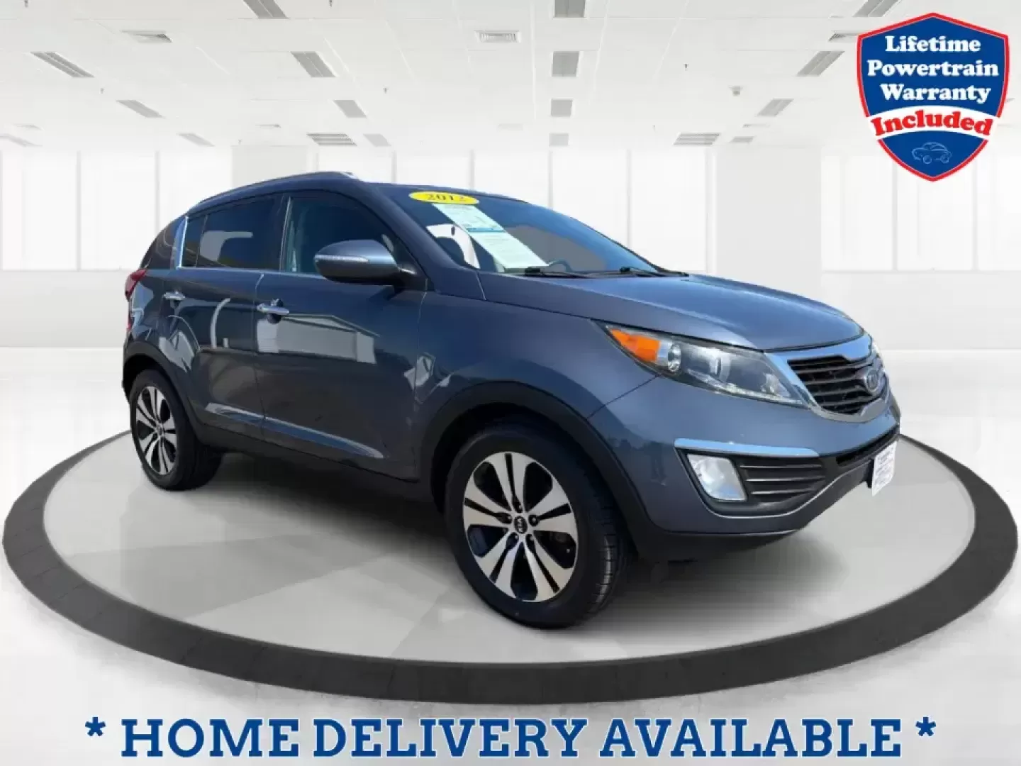2012 Kia Sportage EX (KNDPC3A28C7) with an 2.4L I-4 DOHC engine, 6-Speed Automatic transmission, located at 880 E. National Road, Vandalia, OH, 45377, (937) 908-9800, 39.891918, -84.183594 - Picture your next week done right: an easy commute down I75, quick school drop-offs, a grocery run in the rain, and a spontaneous weekend trip to Taylorsville MetroPark-all in a compact SUV that feels comfortable, confident, and practical. This 2012 Kia Sportage EX in Twilight Blue is a smart fit fo - Photo#0