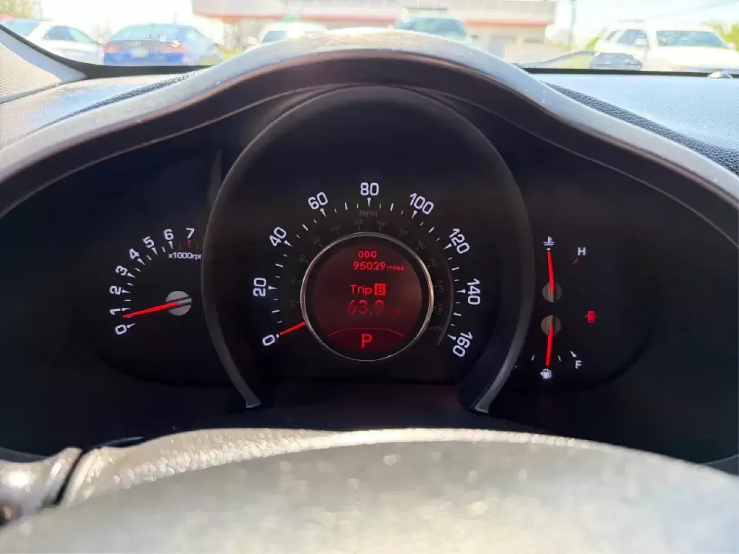 2012 Kia Sportage EX (KNDPC3A28C7) with an 2.4L I-4 DOHC engine, 6-Speed Automatic transmission, located at 880 E. National Road, Vandalia, OH, 45377, (937) 908-9800, 39.891918, -84.183594 - Picture your next week done right: an easy commute down I75, quick school drop-offs, a grocery run in the rain, and a spontaneous weekend trip to Taylorsville MetroPark-all in a compact SUV that feels comfortable, confident, and practical. This 2012 Kia Sportage EX in Twilight Blue is a smart fit fo - Photo#15