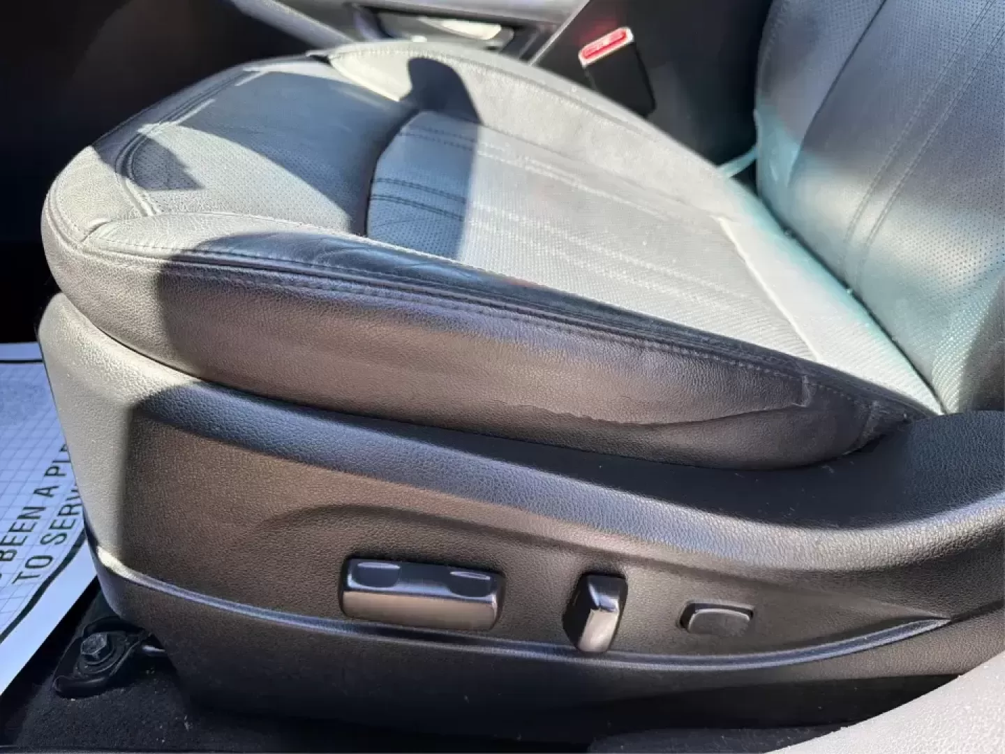 2012 Kia Sportage EX (KNDPC3A28C7) with an 2.4L I-4 DOHC engine, 6-Speed Automatic transmission, located at 880 E. National Road, Vandalia, OH, 45377, (937) 908-9800, 39.891918, -84.183594 - Picture your next week done right: an easy commute down I75, quick school drop-offs, a grocery run in the rain, and a spontaneous weekend trip to Taylorsville MetroPark-all in a compact SUV that feels comfortable, confident, and practical. This 2012 Kia Sportage EX in Twilight Blue is a smart fit fo - Photo#17